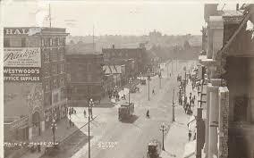 Polly decides she's going to Canada to see John