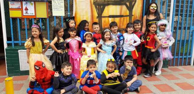 experiencia  a traves  de   halloween