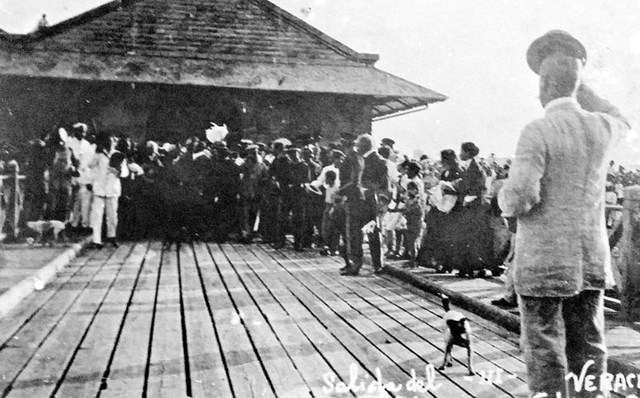 Diaz Abandona el Poder