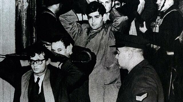 La Noche de los bastones largos