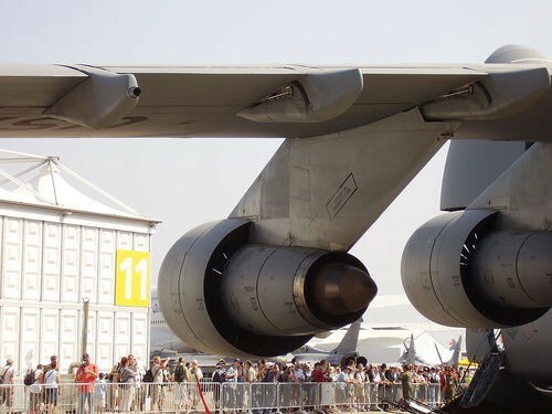 Motor a reacción impulsado con energía nuclear.