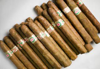 Direcciones de la Tesorería de Tabacos y de Aduanas