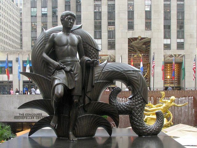 "Juventud" (plaza del Rockefeller Center). por Paul Manship.