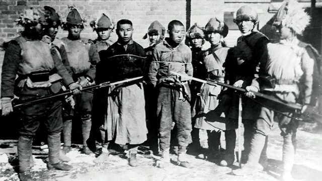 Japan invades Manchuria