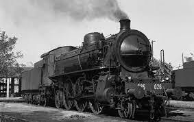 1815/1825 George Stethenson inventa la locomotiva a vapore