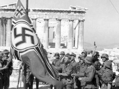 El Eje ocupa Grecia