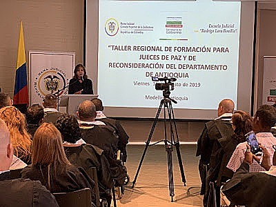 Ley de Justicia Alternativa