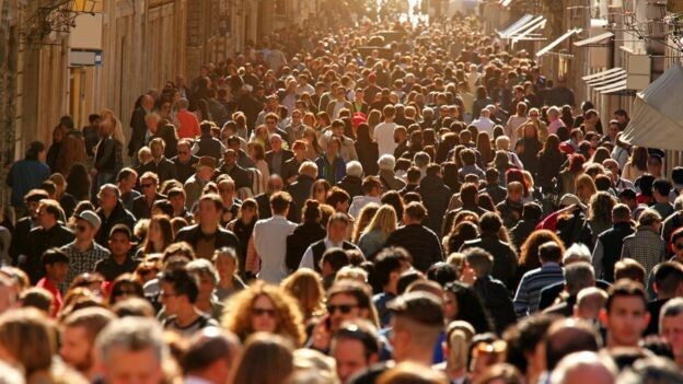 Reto del periodo posrevolucionario fue brindar educación a una población de poco más de 14 millones de habitantes, en 1950 la población casi se había duplicado.