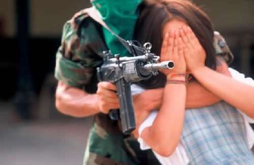 Violencia selectiva: mujeres