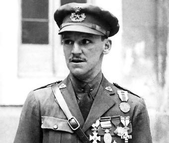 Derrota dels insurrectes a Barcelona i Rendició del general Goded.