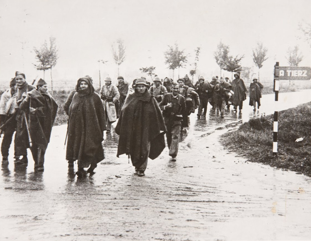 Inici de la campanya d’Aragó de l’exèrcit franquista, baixant l’Ebre cap a Catalunya.