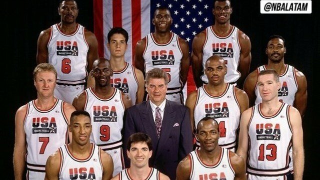 El mejor equipo del baloncesto jamás reunido hasta la fecha, (El Dream Team), fue la atracción en los juegos olimpitos de Barcelona.