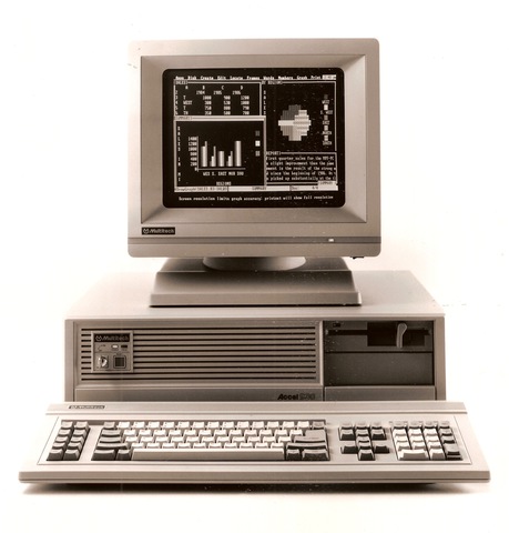 Empresa Omega Súper Store vende al mercado un equipo acer moderno a la época,