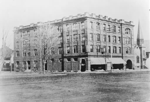 Primer partido público de baloncesto(Extranjero)