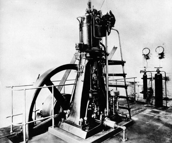 MOTOR DE COMBUSTIÓN