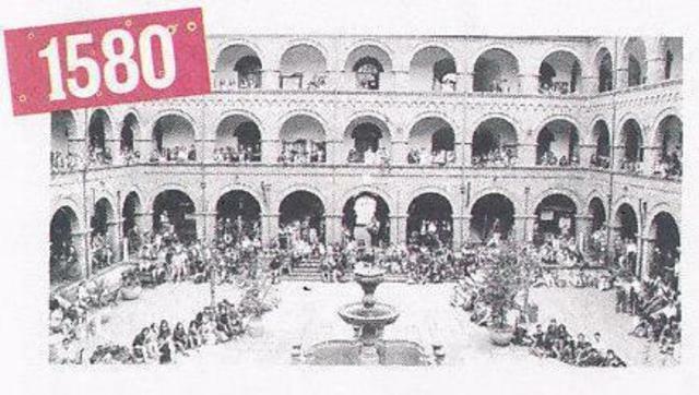 Primera Universidad: Santo Tomás en Santafé de Bogotá.