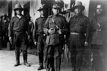 El general Tomás Regalado toma la presidencia de forma provisional