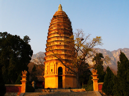 Pagoda de Songyue, China
