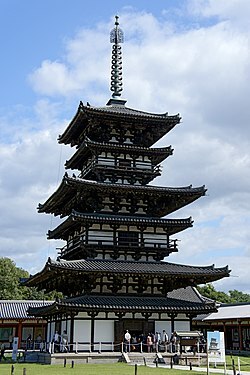Pagoda Este, Japón