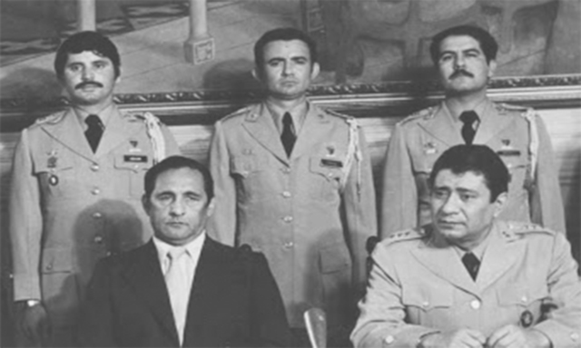 El Coronel Aníbal Portillo derroca a la Junta de Gobierno a través de un golpe de Estado y establece un Directorio Cívico Militar.