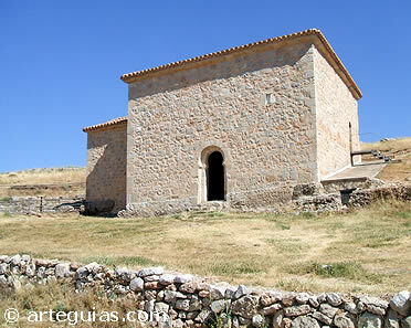 La hermita de San Baudelio de Berlanga en Soria con sus mágicos frescos (arquitectura)