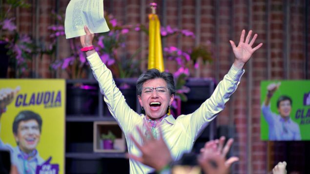 Bogotá hace historia: elige primera mujer y primera persona gay a Alcaldía