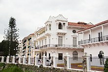 Panamá: Arquitectura, Palacio de las Garzas, Leonardo Villanueva Meyer