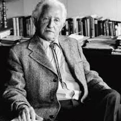 Timeline: Erikson's Timeline (Since Jan 15, 1902- May 12, 1994)