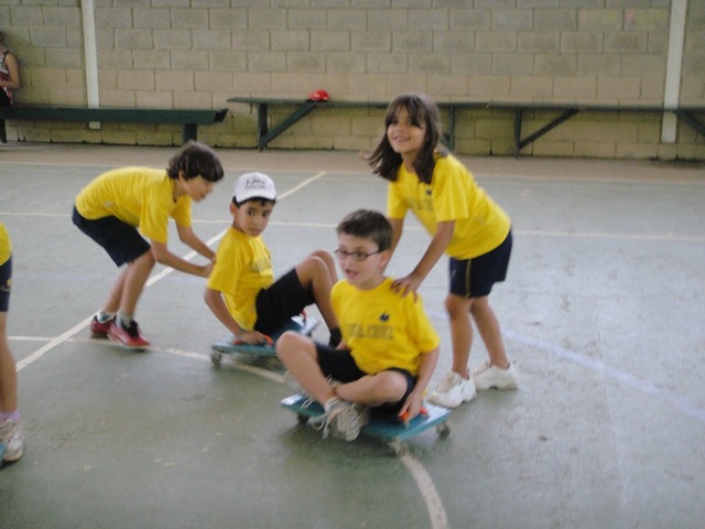 Começei a estudar no  Colégio Santa Cruz