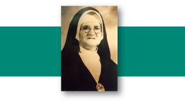 Timeline: MADRE ELISA FUNDADORA