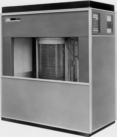 IBM 305 RAMAC.