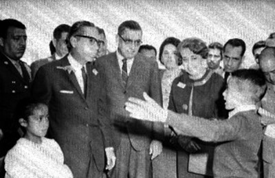 El presidente Díaz Ordaz y su secretario de educación Agustín Yáñez, se basaron en el Plan de Torres Bodet para orientar su política educativa.