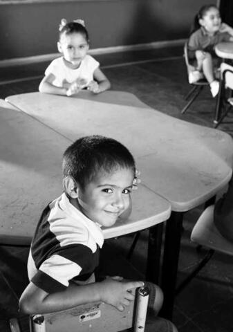Se alcanzó por fin el viejo anhelo de que todos los niños mexicanos pudieran tener acceso al 1er. grado de la primaria.
