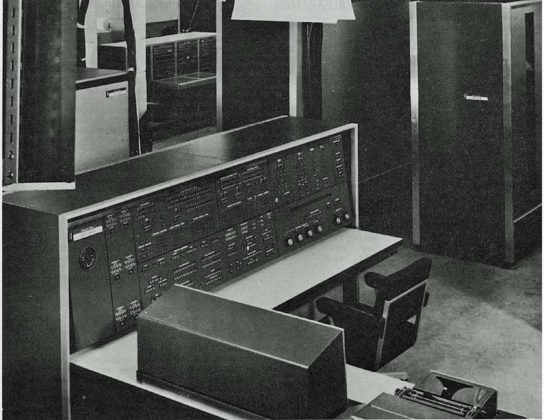 UNIVAC LARG
