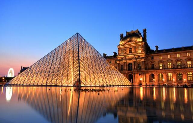 Museo del Louvre (Francia)