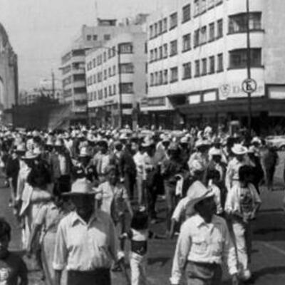 Timeline: Los problemas económicos, políticos y sociales para la organización del Estado nacional