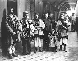 what did immigrants face when coming to canada?