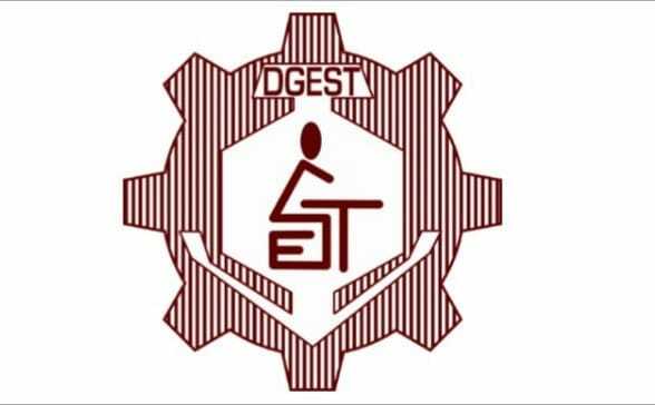 Se crean las secundarias técnicas