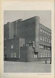 ESCUELA DE TRABAJO SOCIAL