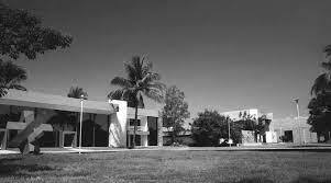 ESCUELA DE TRABAJO SOCIAL EN COLIMA