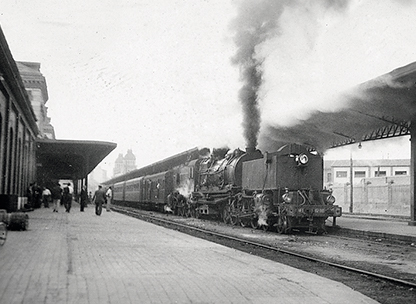 Creació de la RENFE