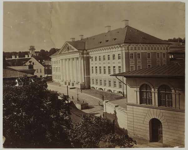 Normitud kirjakeele õpe eesti rahvakoolides