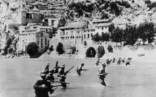 Exèrcit franquista entra a Mora d'Ebre