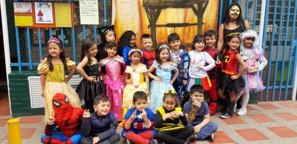 EXPERIENCIA A TRAVES DE HALLOWEEN