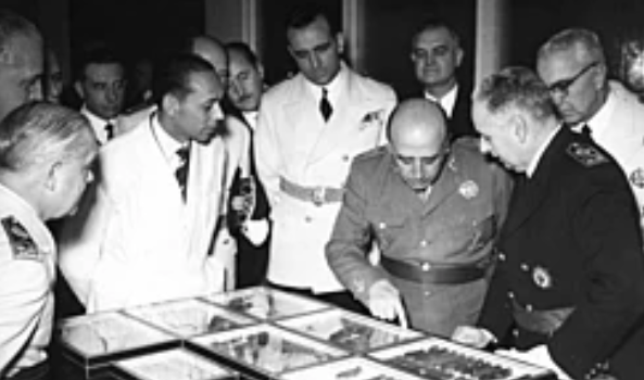 França i el Regne Unit reconeixen el govern del general Franco