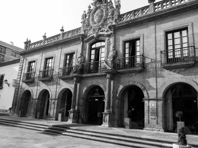 CONNEXIÓ DE L'EXÈRCIT DE GALÍCIA AMB OVIEDO