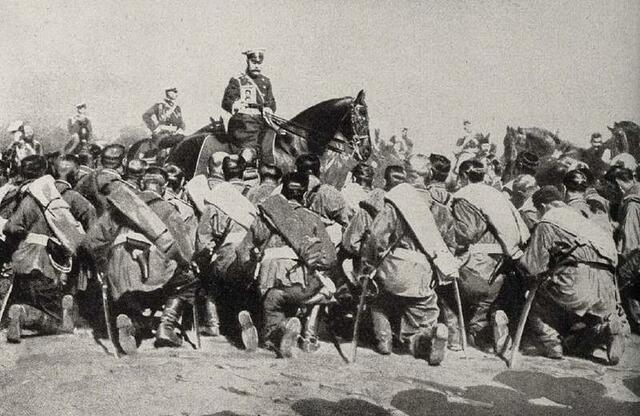 Tzar Nicholas II take sole control of military operations