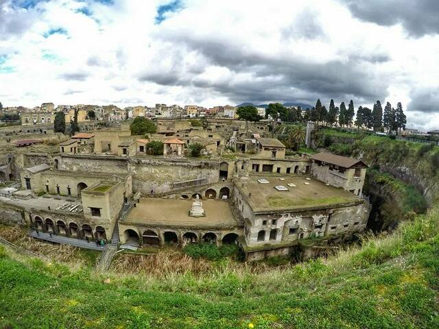 Excavación de la ciudad Romana de Herculano
