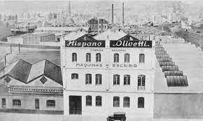 Comença a treballar a l'Hispano Olivetti