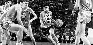 Helsinki, México en Noveno lugar en Baloncesto.